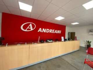 Logo corporeo recepción